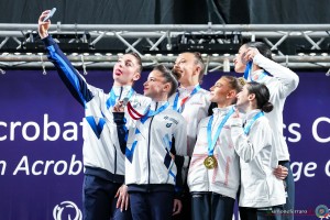 podium jr sfe02104 copia simone ferraro ph copia